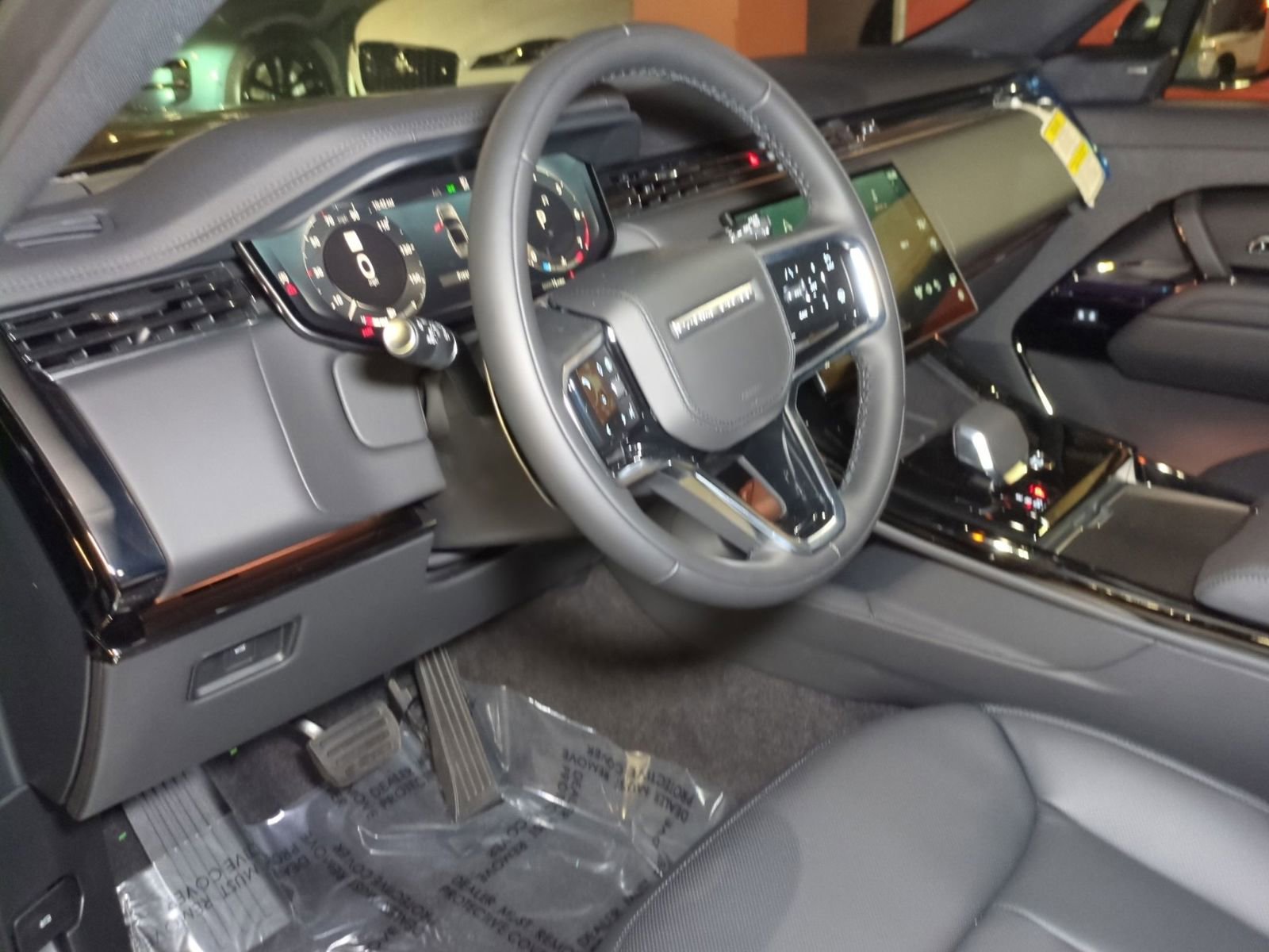 New 2026 Land Rover Range Rover Sport SE AWD/4WD image 16