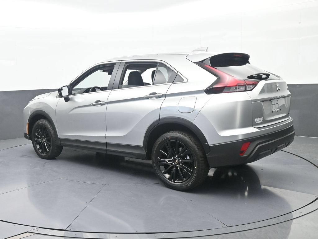 New 2026 Mitsubishi Eclipse Cross LE AWD/4WD image 8
