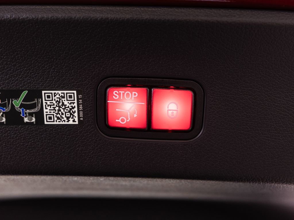 Used 2025 Mercedes-Benz GLC 43 AMG 4MATIC Coupe image 32