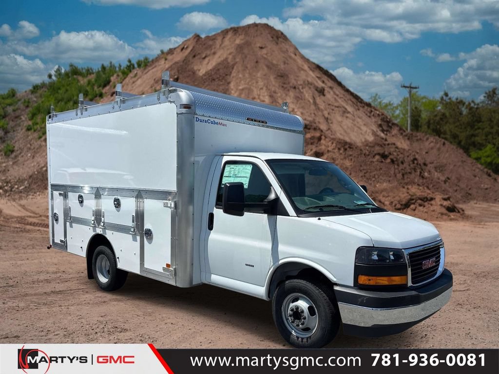 New 2026 GMC Savana 3500 w/ Power Convenience Package