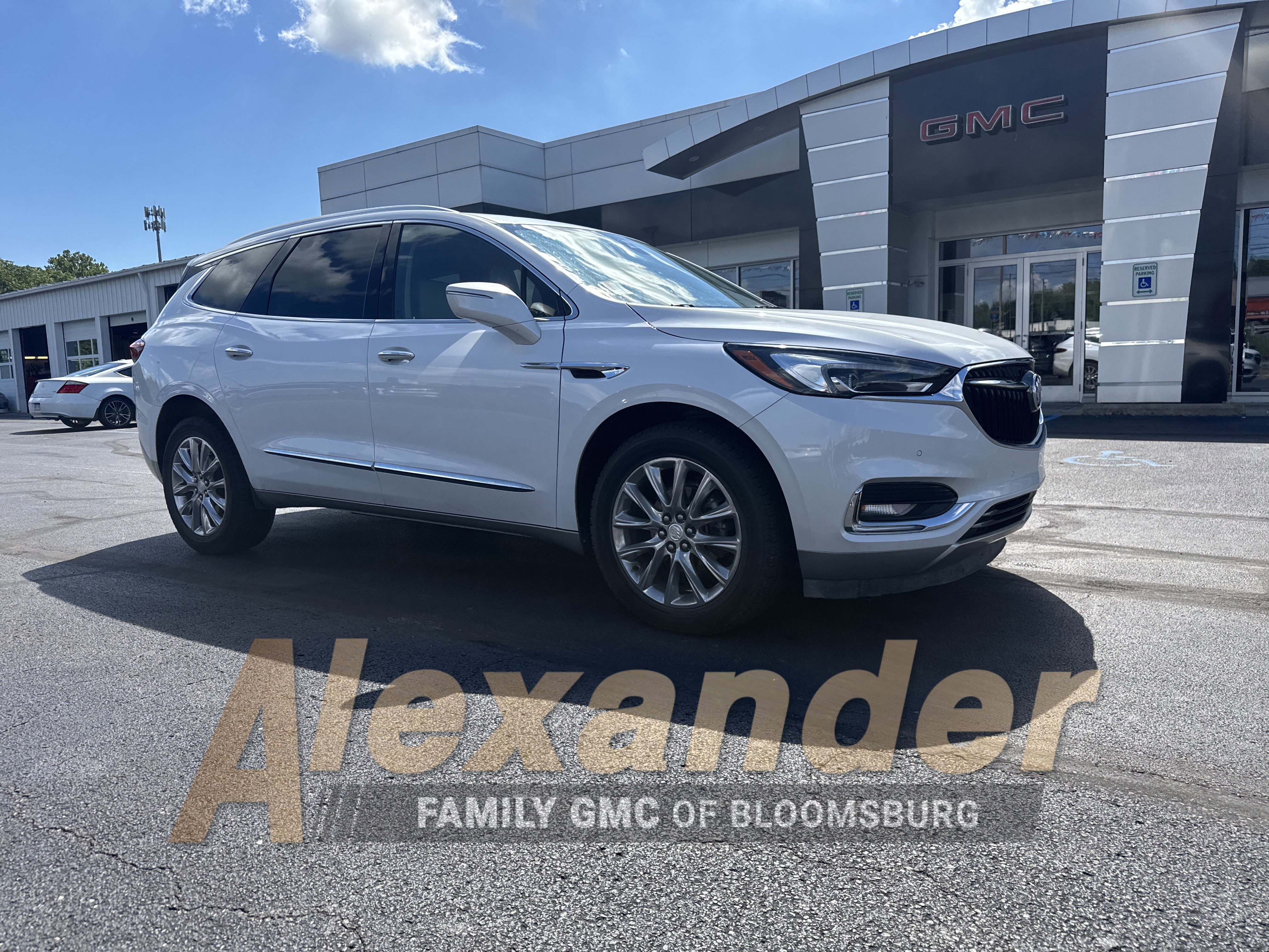 Used 2020 Buick Enclave Premium w/ Sun and Sites Package