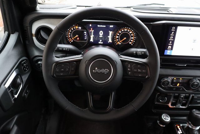 New 2025 Jeep Gladiator Sport AWD/4WD image 16