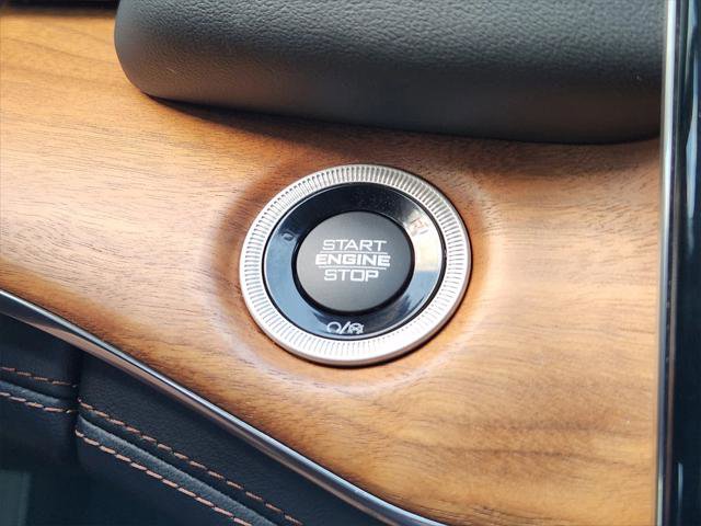 Certified 2023 Jeep Grand Cherokee Summit image 21