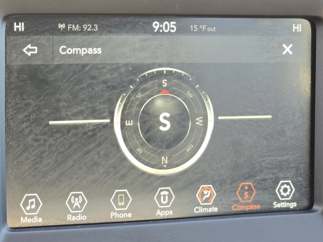 Used 2020 Jeep Compass Latitude image 3