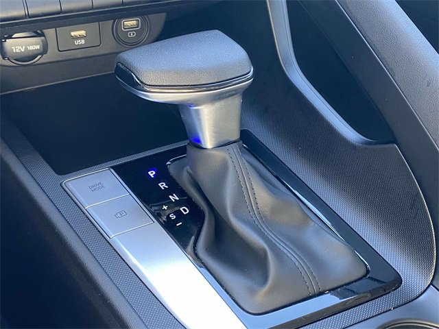 Used 2023 Hyundai Elantra SE image 26