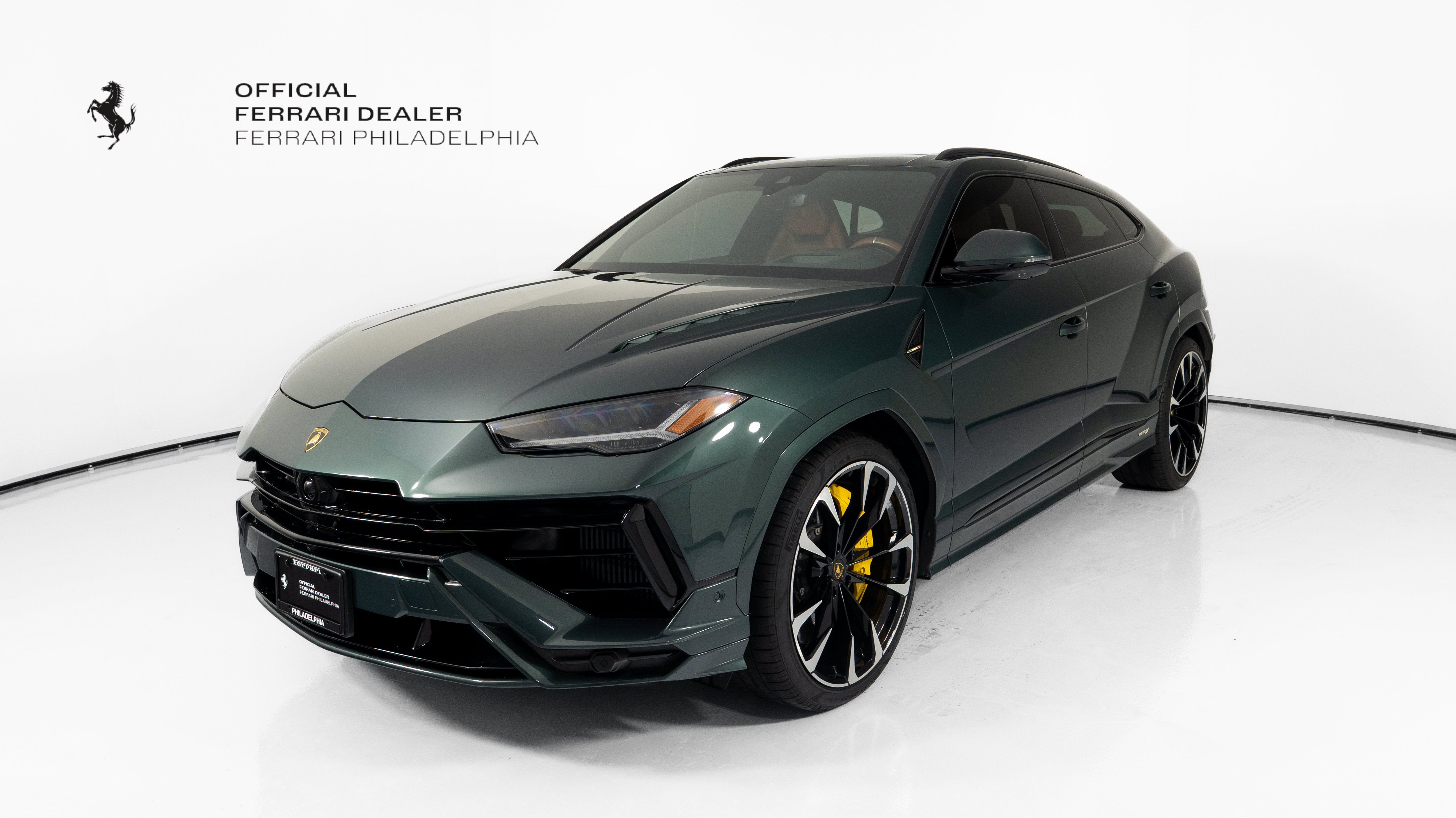 Used 2024 Lamborghini Urus S AWD/4WD image 3