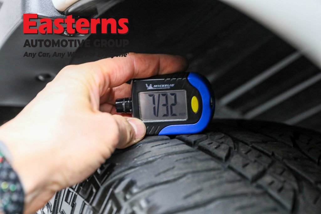 Used 2020 Nissan Titan SV w/ SV Convenience Package image 30