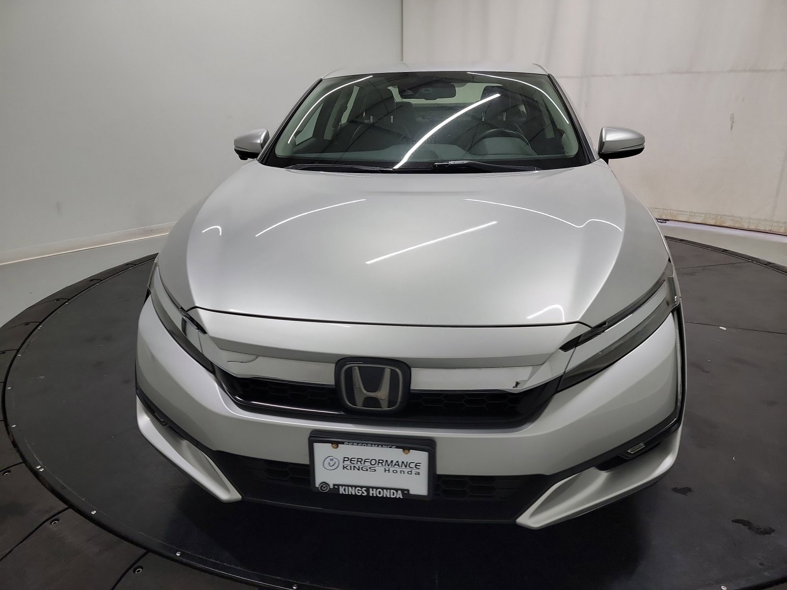 Used 2021 Honda Clarity Touring image 2