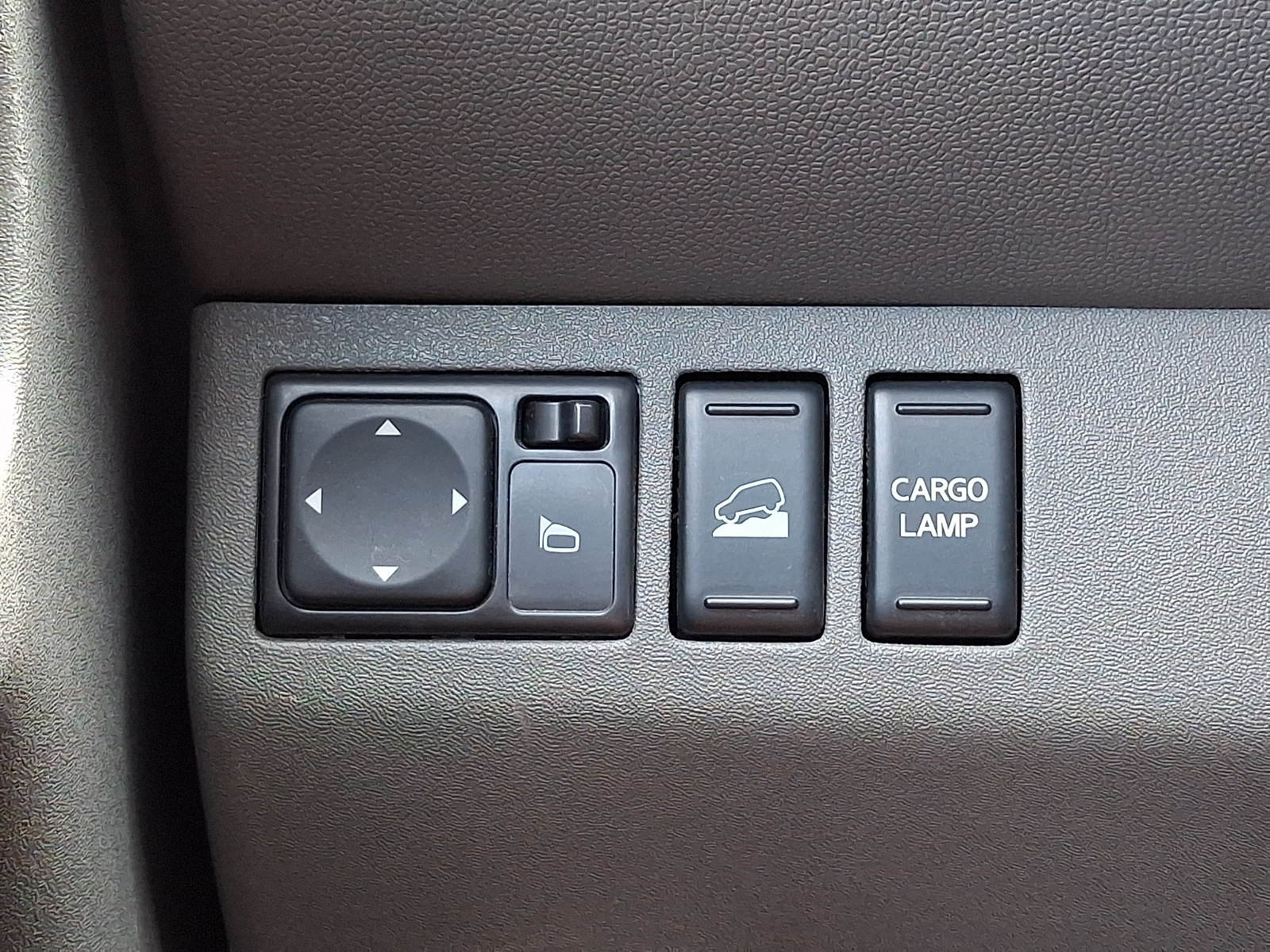 Used 2016 Nissan Frontier SV AWD/4WD image 25