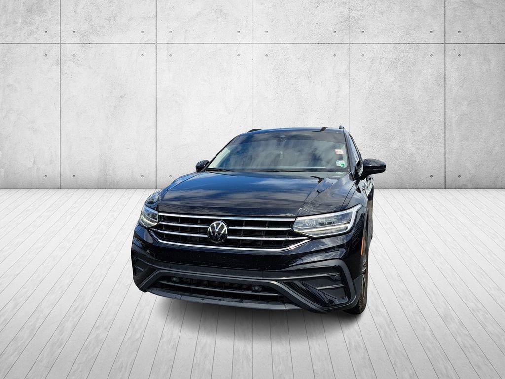 Used 2024 Volkswagen Tiguan S w/ MDO Package, Three-Row FWD image 2