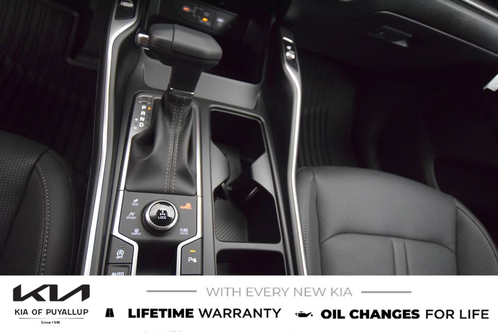 New 2025 Kia Sorento S image 24