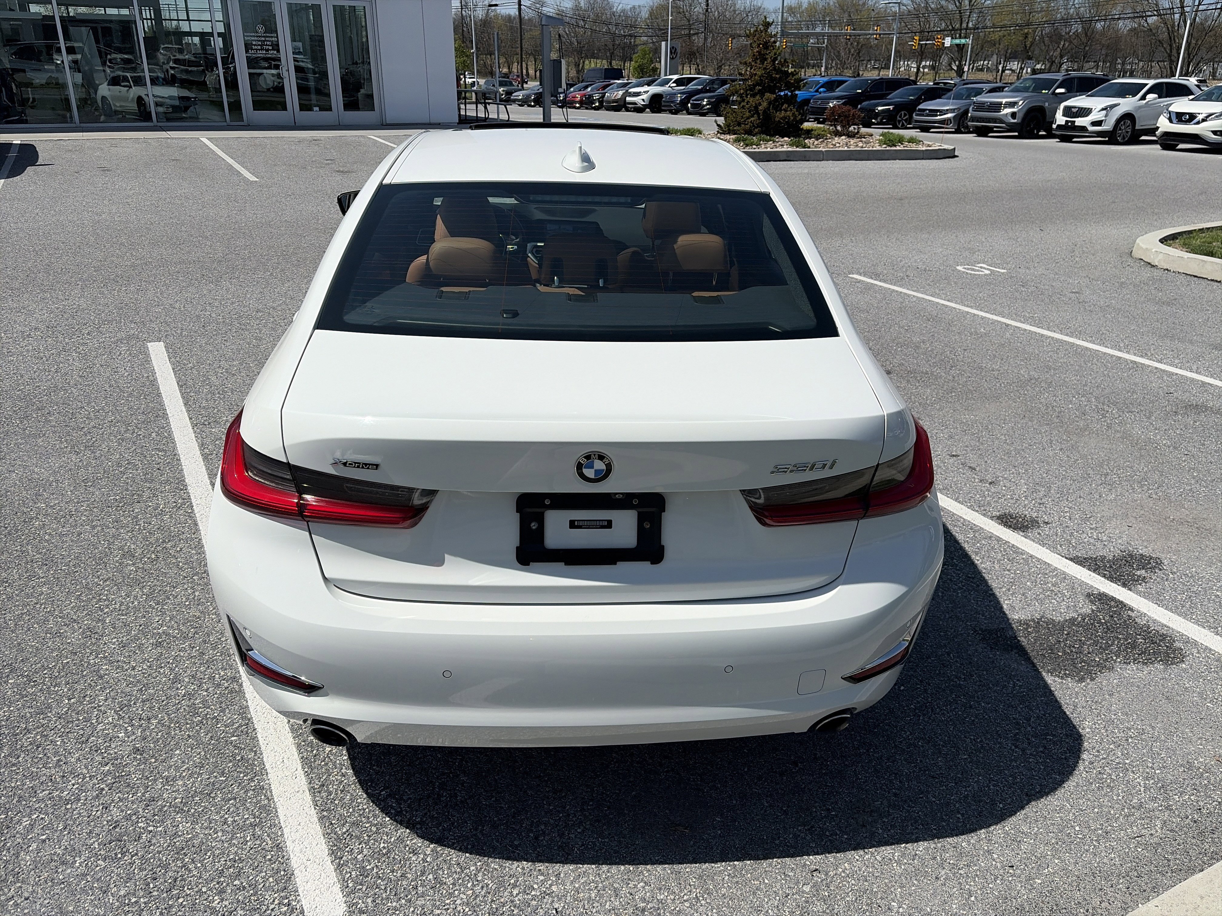 Used 2020 BMW 330i xDrive Sedan w/ Convenience Package image 4