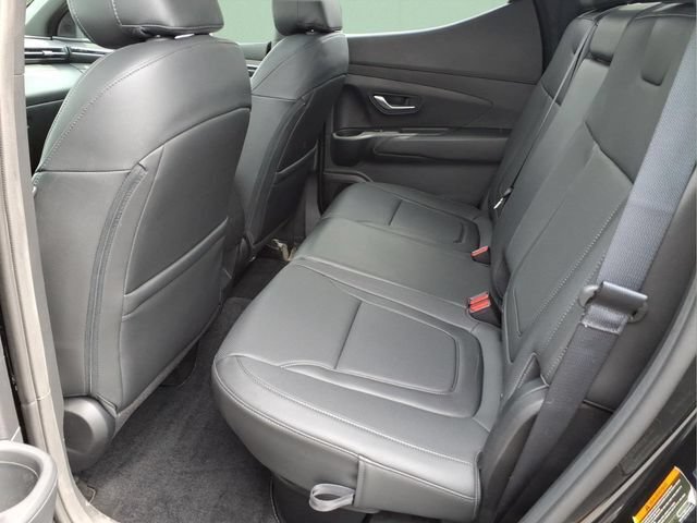 Used 2024 Hyundai Santa Cruz Night AWD/4WD image 16