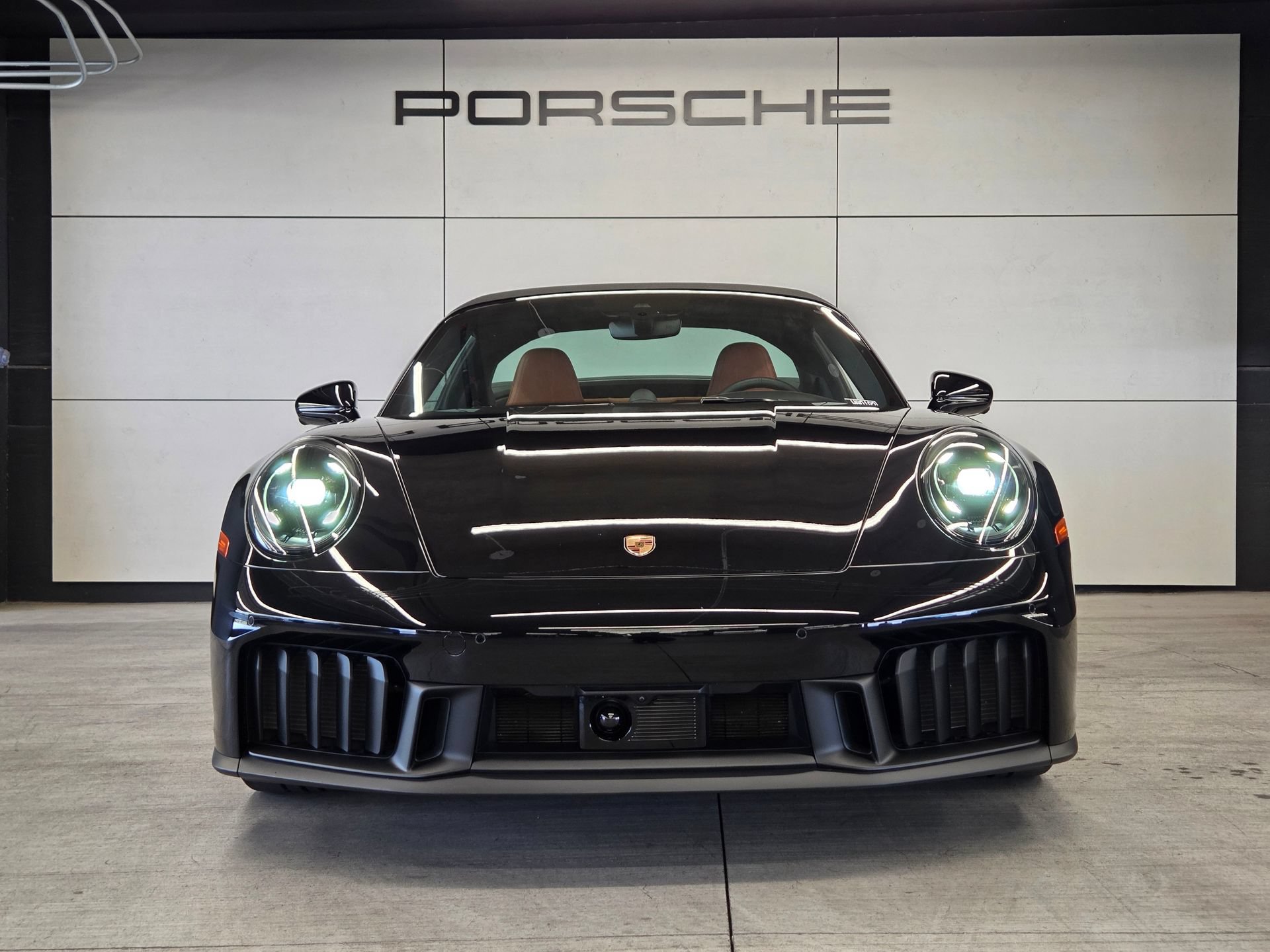 Certified 2026 Porsche 911 Targa 4 GTS AWD/4WD image 27