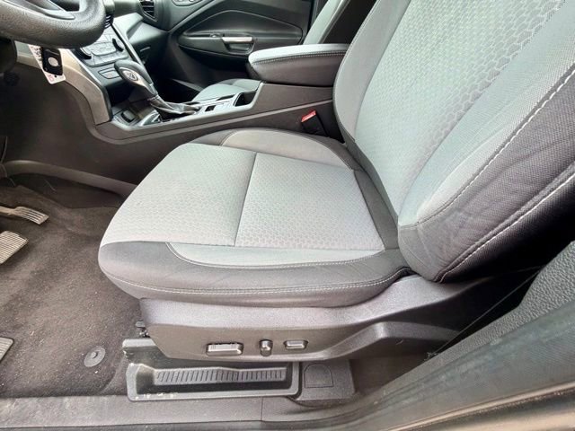 Used 2018 Ford Escape SE image 24