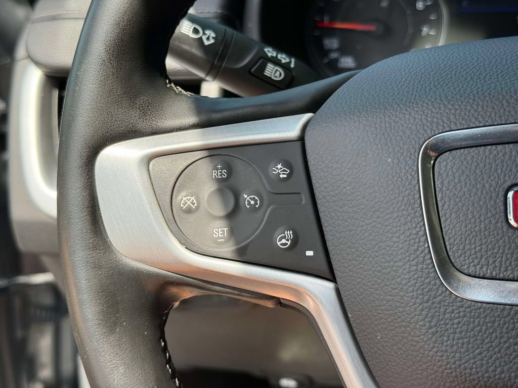 Used 2023 GMC Terrain SLT w/ LPO, Floor Liner Package FWD image 33