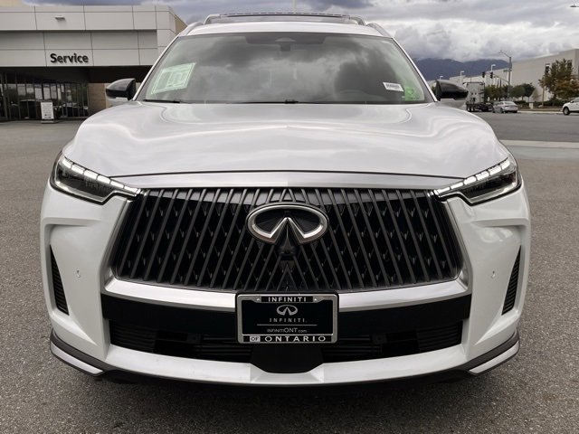 Certified 2026 INFINITI QX60 Luxe w/ Cargo Package image 3