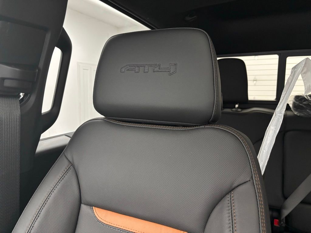 New 2025 GMC Sierra 1500 AT4 w/ AT4 Premium Package image 38