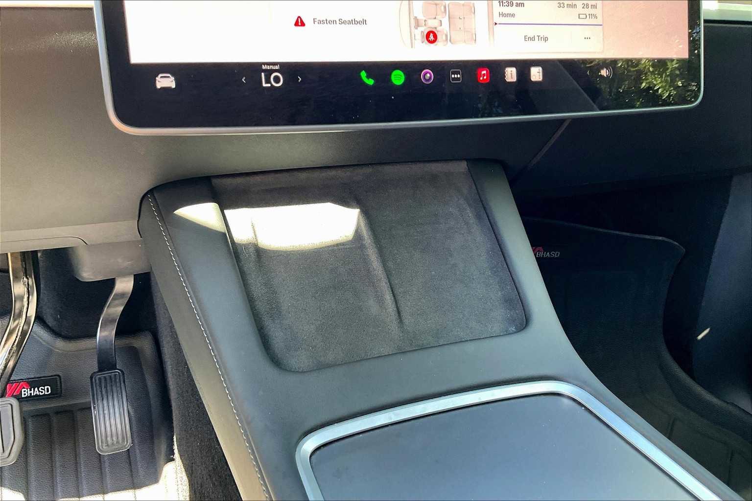Used 2023 Tesla Model Y AWD image 31
