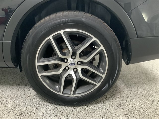 Used 2017 Ford Explorer Sport AWD/4WD image 16