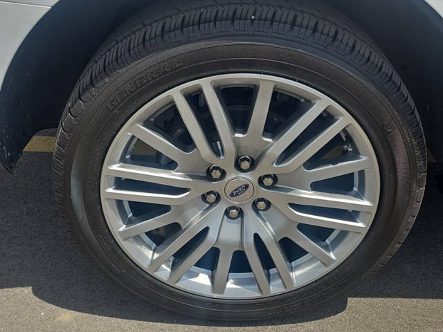 Certified 2024 Ford Expedition Limited AWD/4WD image 5