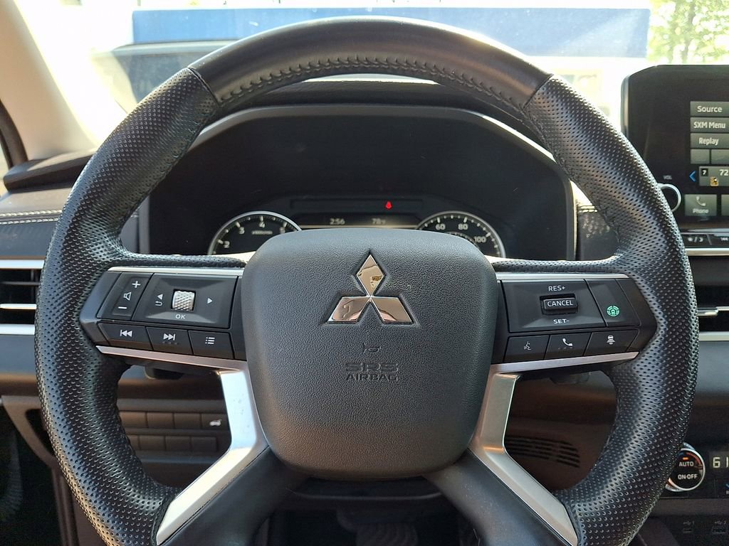 Used 2022 Mitsubishi Outlander SEL AWD/4WD image 18