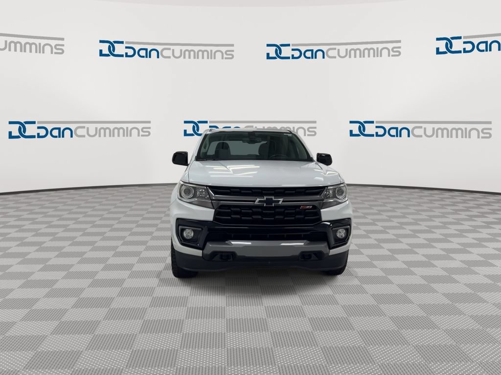Used 2022 Chevrolet Colorado Z71 AWD/4WD image 3