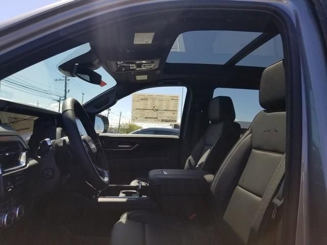 New 2026 GMC Yukon Denali w/ Sun & Power Step Package AWD/4WD image 8