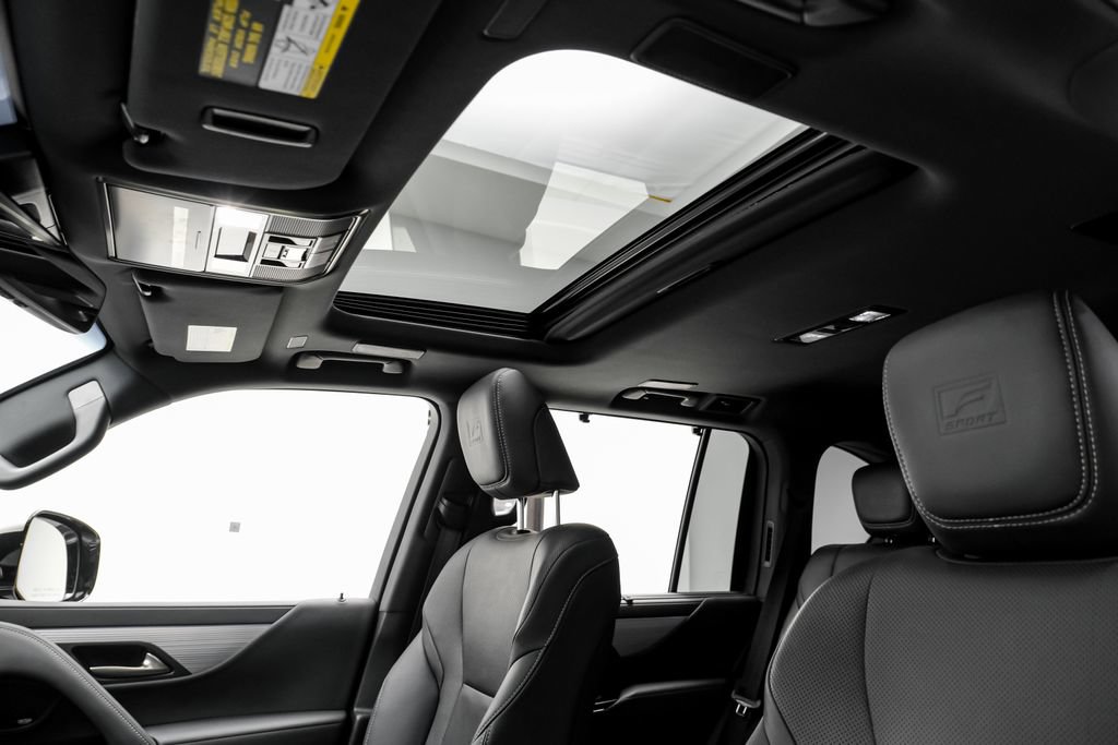 Used 2024 Lexus LX 600 F Sport AWD/4WD image 9