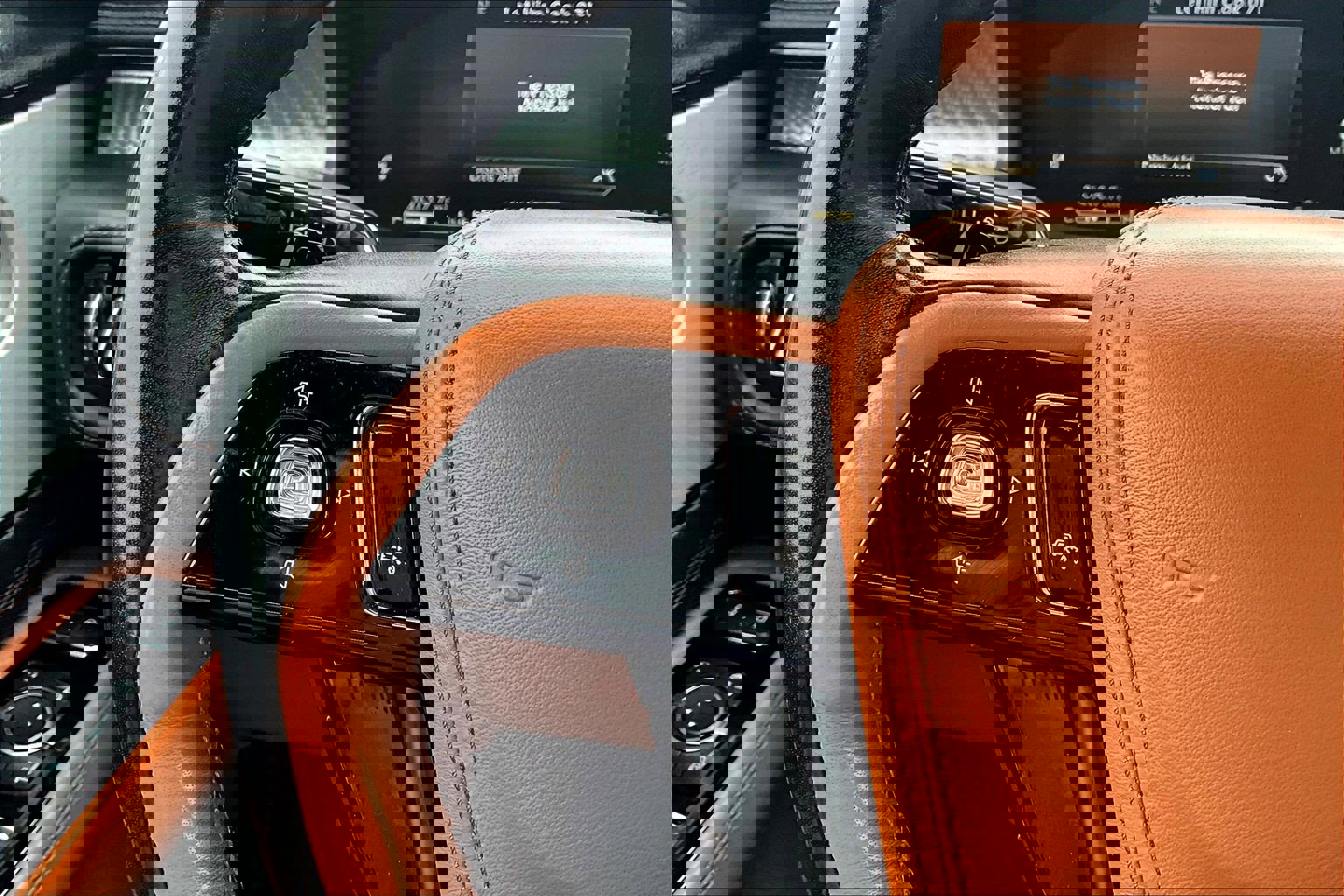 Used 2020 Lincoln Aviator Black Label w/ Dynamic Handling Package image 18