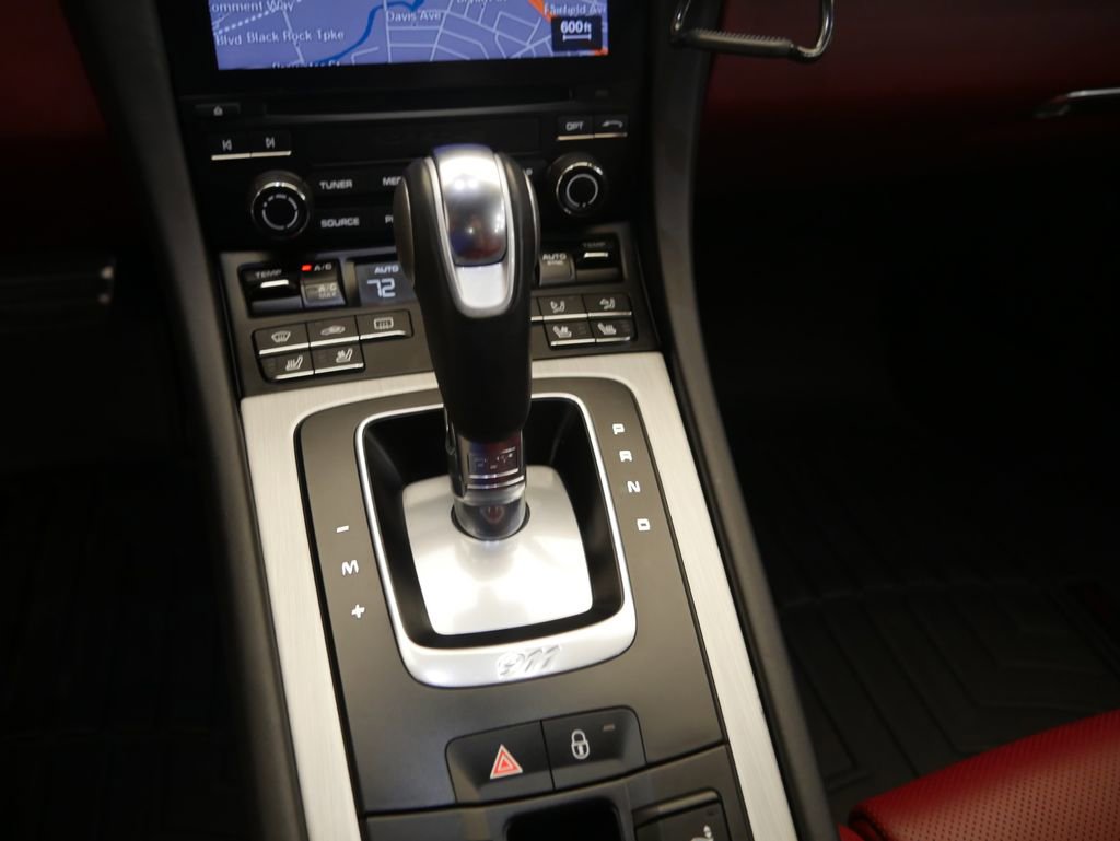 Certified 2019 Porsche 911 Carrera 4 image 31