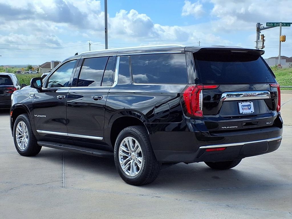 Used 2024 GMC Yukon XL SLT w/ SLT Luxury Package RWD image 5