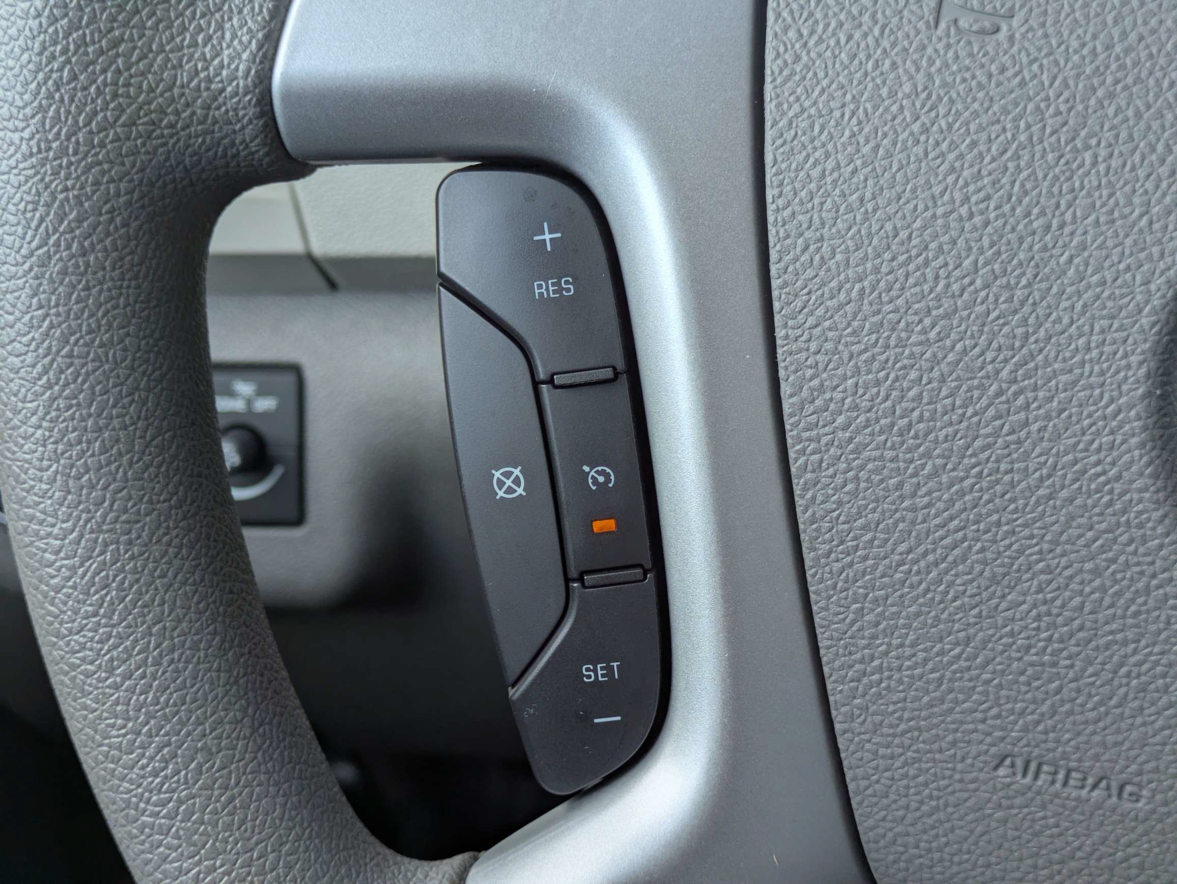 Used 2012 Chevrolet Traverse LS FWD image 21
