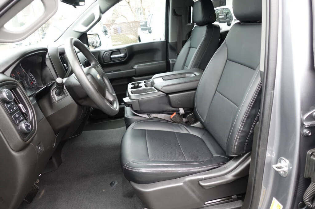 Used 2021 Chevrolet Silverado 1500 Custom w/ LPO, Dark Essentials Package AWD/4WD image 18