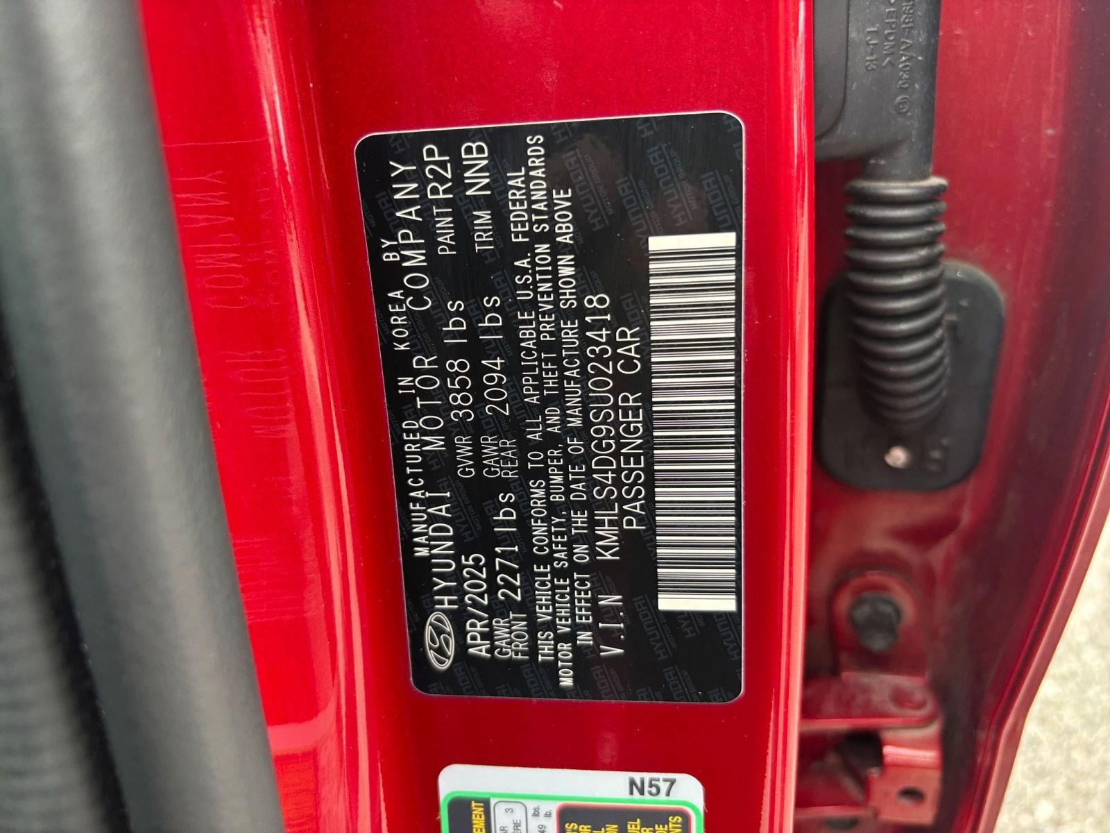 Used 2025 Hyundai Elantra SEL FWD image 27