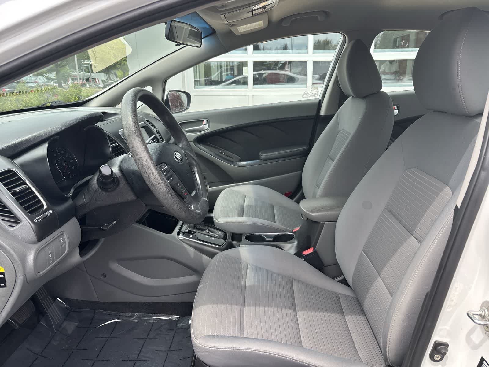 Used 2018 Kia Forte LX w/ LX Popular Package FWD image 7