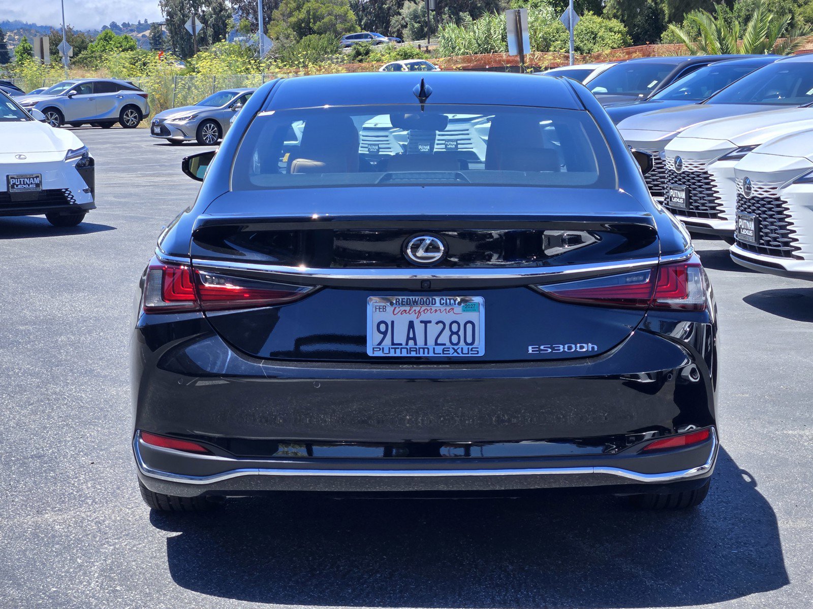 Certified 2024 Lexus ES 300h w/ Premium Package FWD image 5