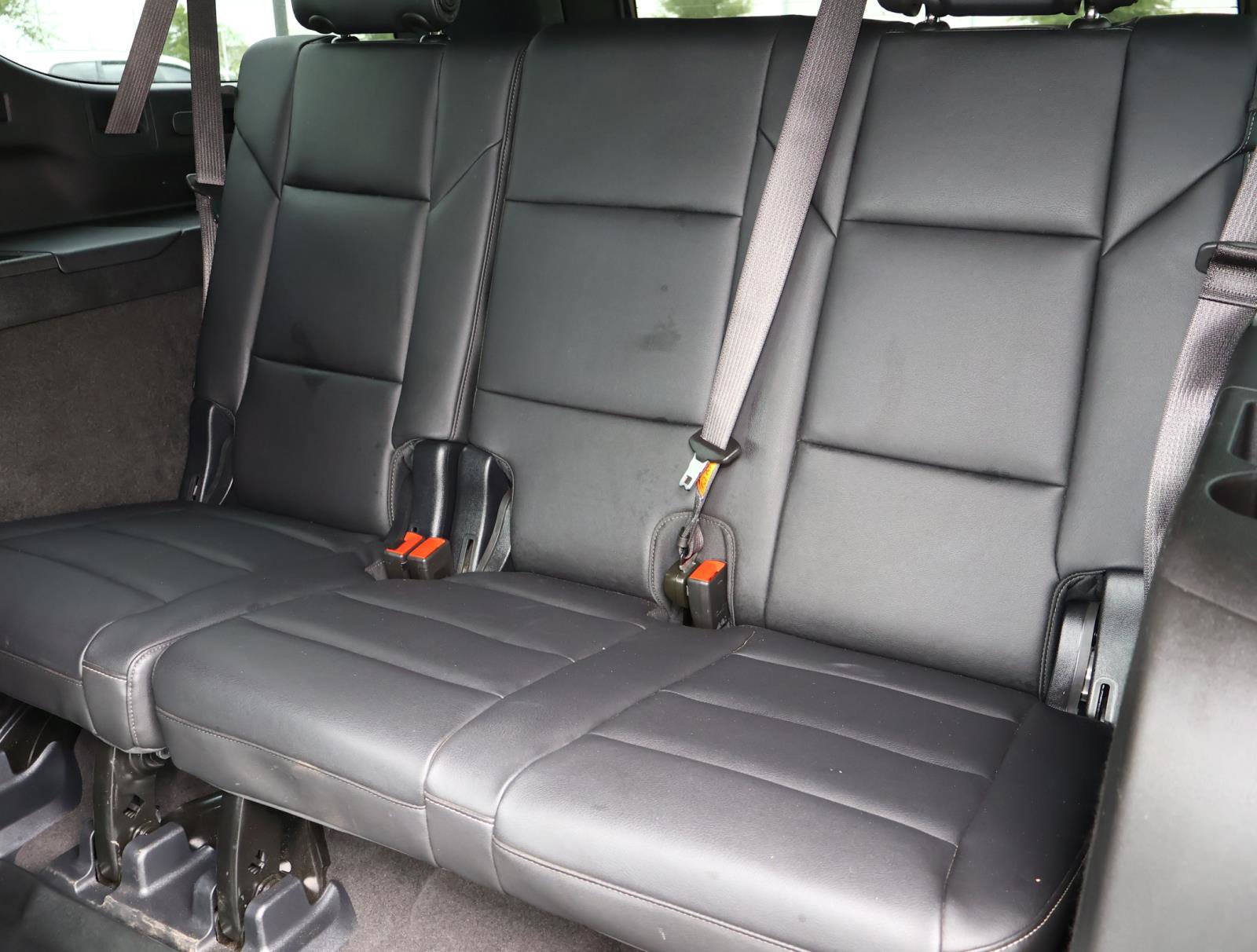 Used 2024 Cadillac Escalade ESV Luxury image 28