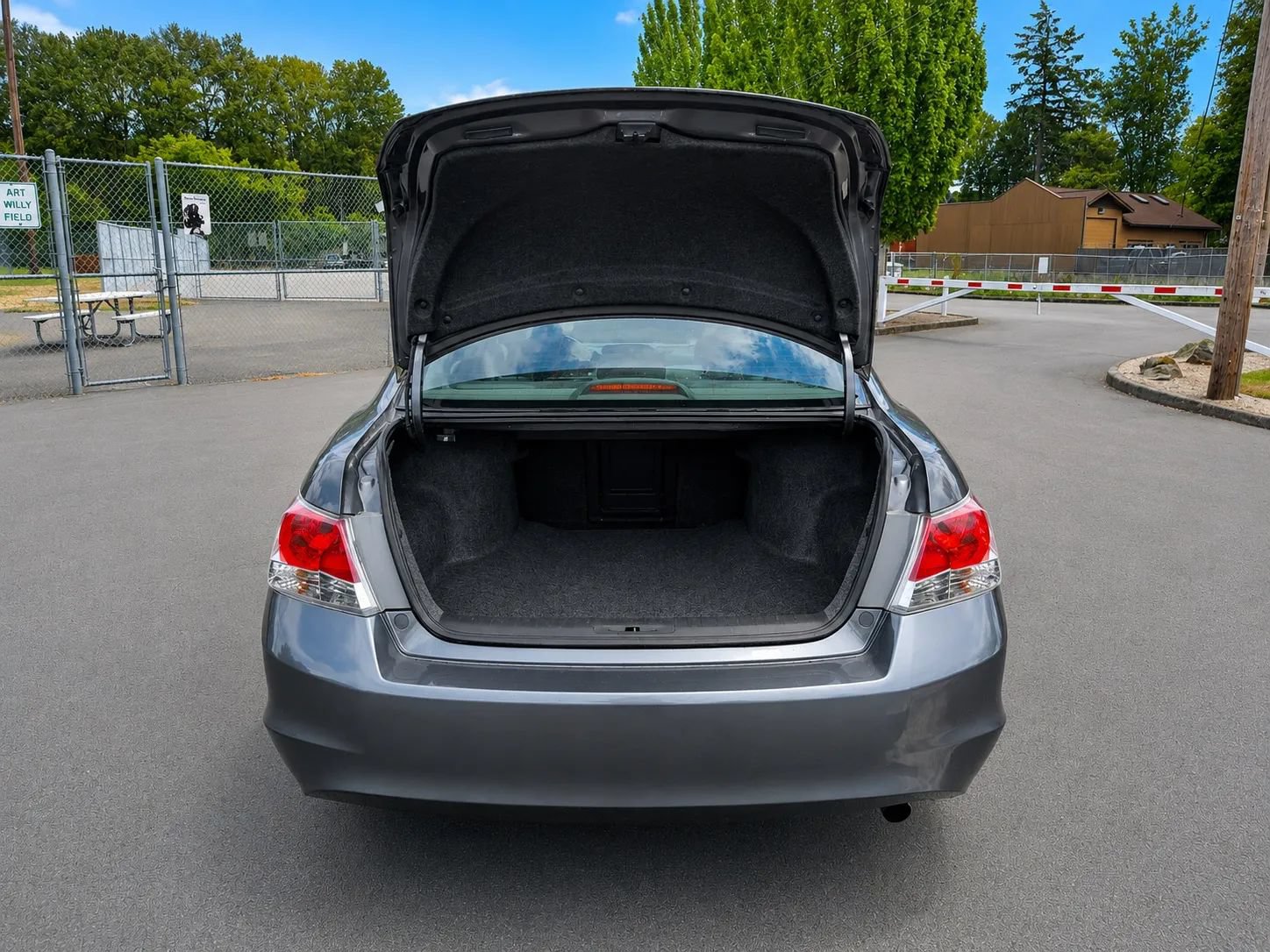 Used 2010 Honda Accord EX-L image 18