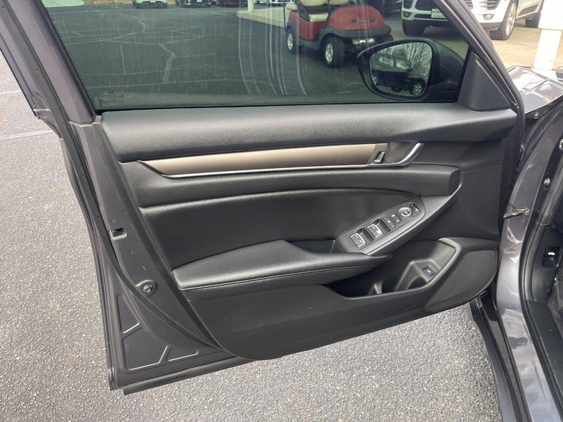 Used 2020 Honda Accord LX image 18