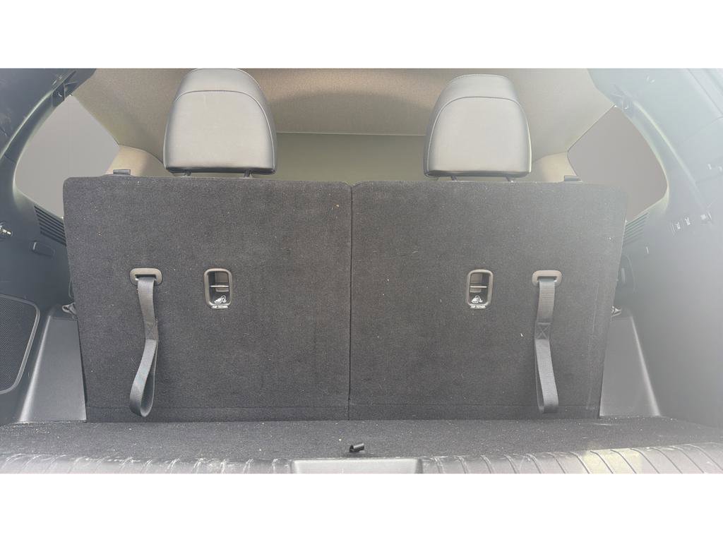 Used 2025 Hyundai Santa Fe Limited image 12