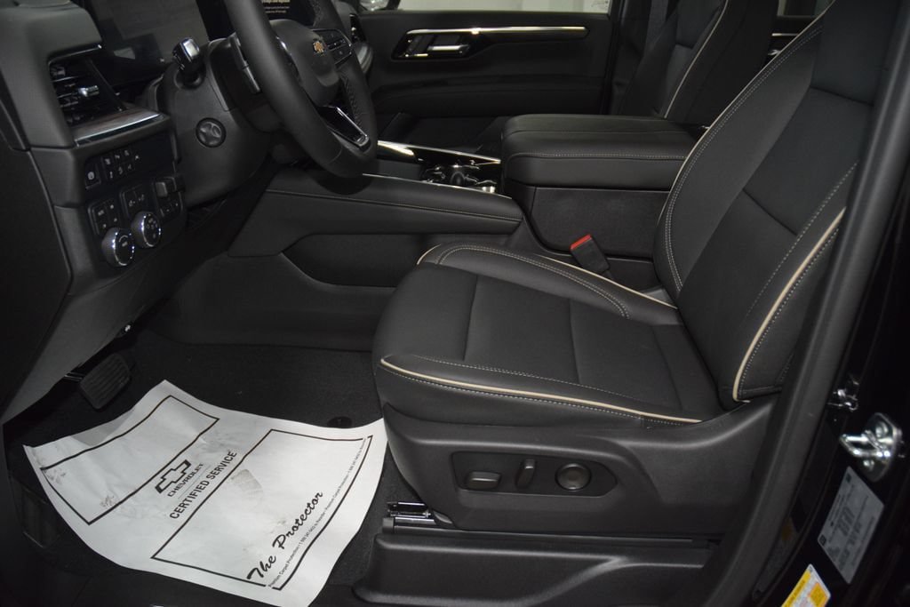 New 2026 Chevrolet Suburban Premier AWD/4WD image 40