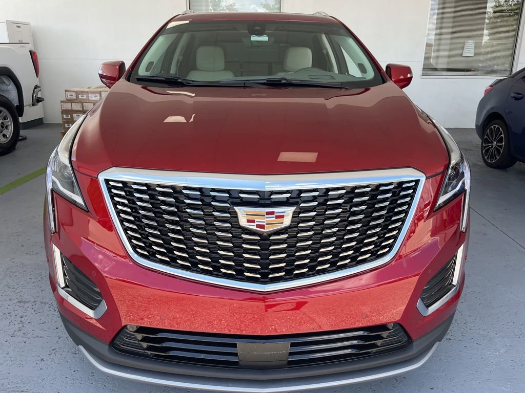 Used 2024 Cadillac XT5 Premium Luxury w/ Technology Package FWD image 6