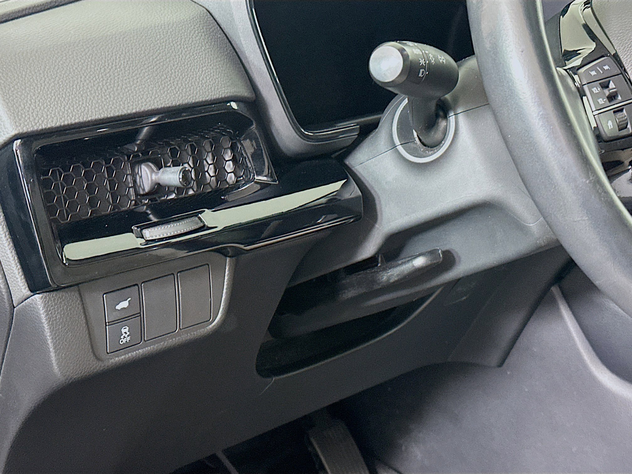 Used 2024 Honda CR-V EX-L image 17