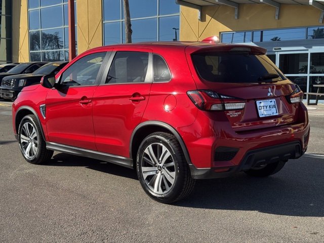 Used 2024 Mitsubishi Outlander Sport SE image 2