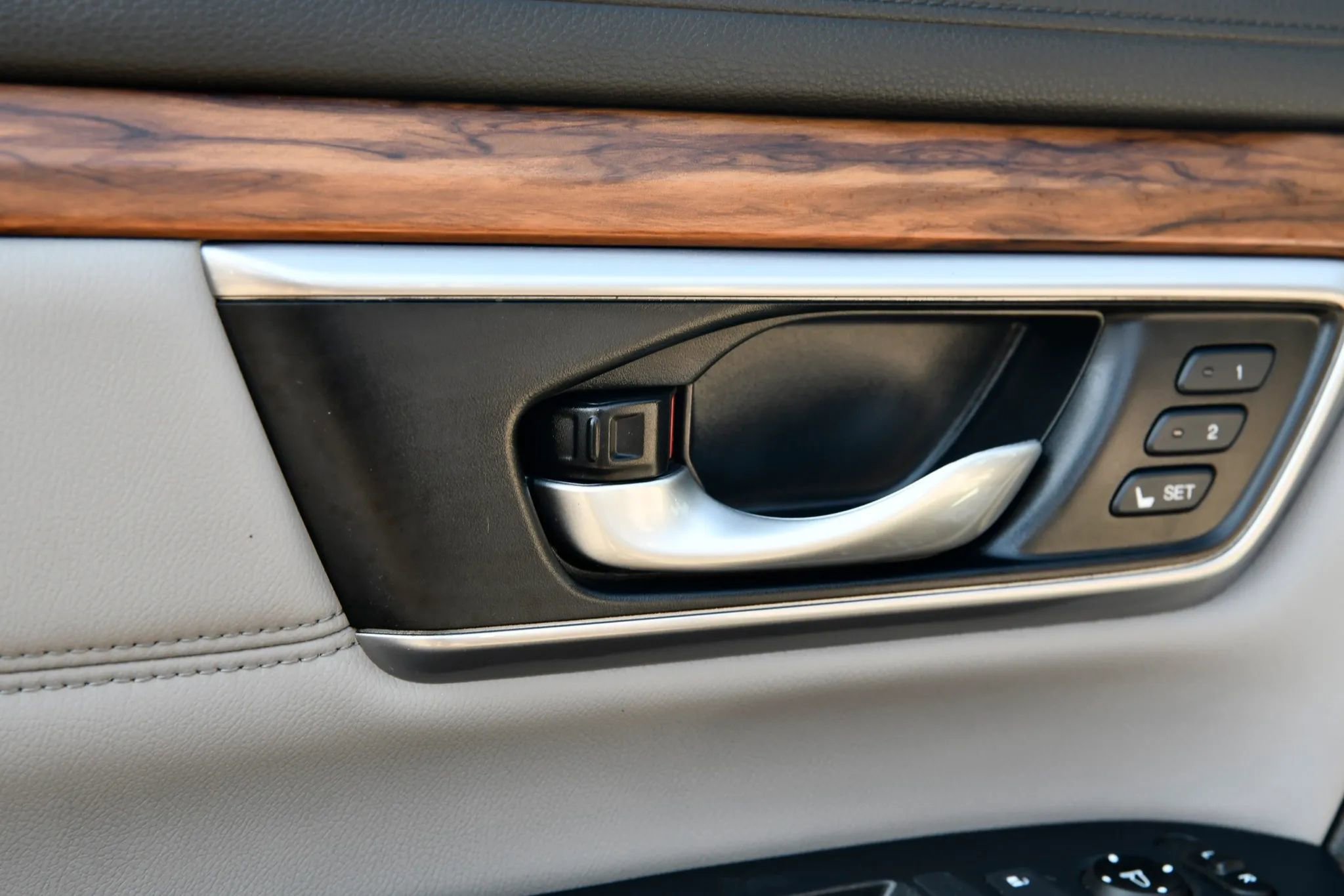 Used 2019 Honda CR-V EX-L image 10