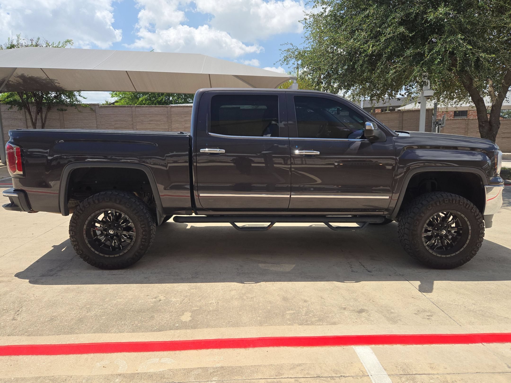 Used 2016 GMC Sierra 1500 SLT w/ Texas SLT Premium Package RWD image 2
