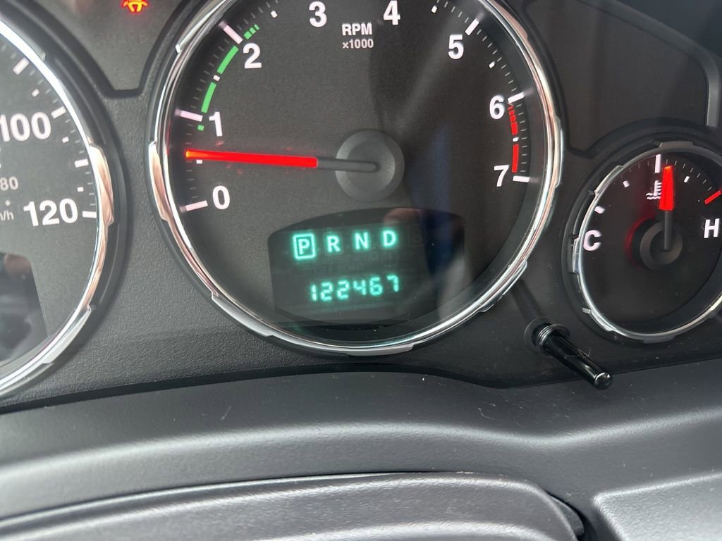 Used 2012 Jeep Liberty Limited Jet w/ Chrome Accents Group image 25