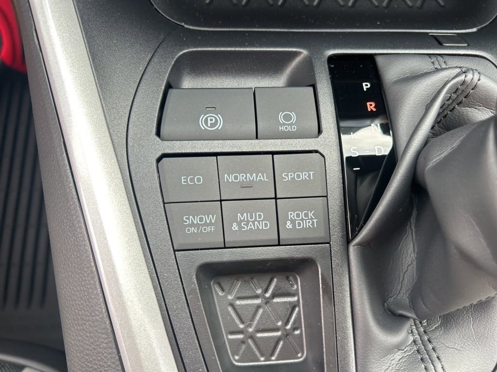 New 2025 Toyota RAV4 XLE image 8