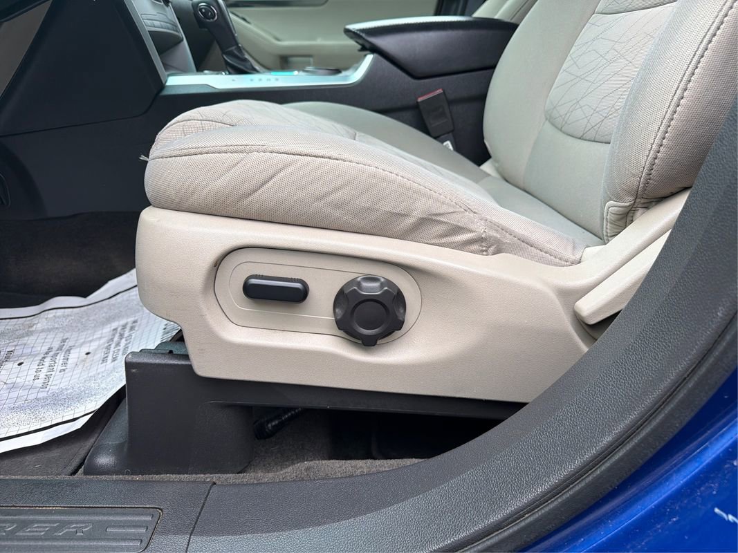 Used 2013 Ford Explorer FWD image 21